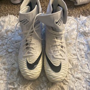 Nike Mens Zoom Force Savage Football Cleats